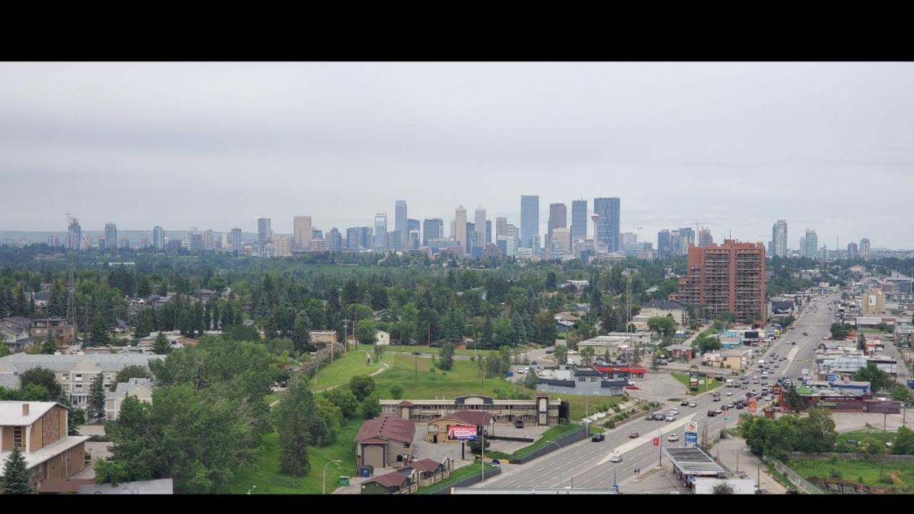 Canadas Best Value Inn Chinook Station YYC Buitenkant foto