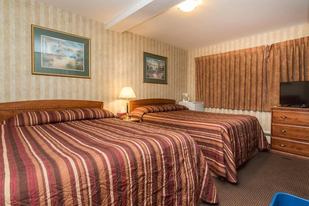 Canadas Best Value Inn Chinook Station YYC Buitenkant foto