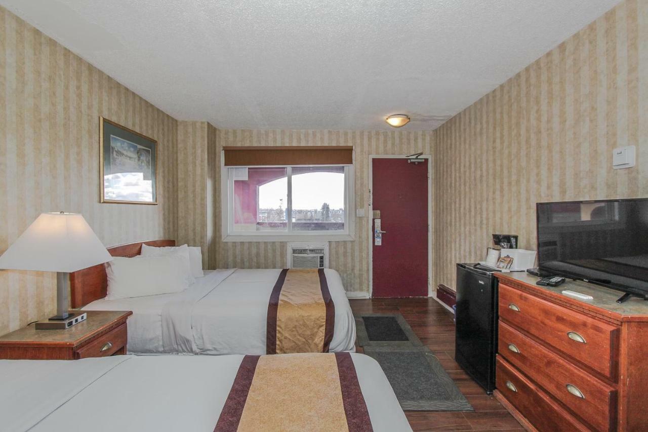 Canadas Best Value Inn Chinook Station YYC Buitenkant foto